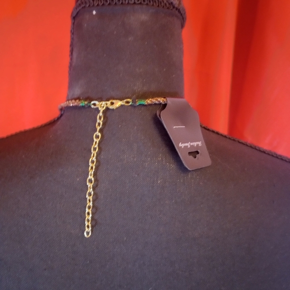 SKU 506J Handmade Pendant 26" Necklace with Wood Beads - Picture 3 of 7